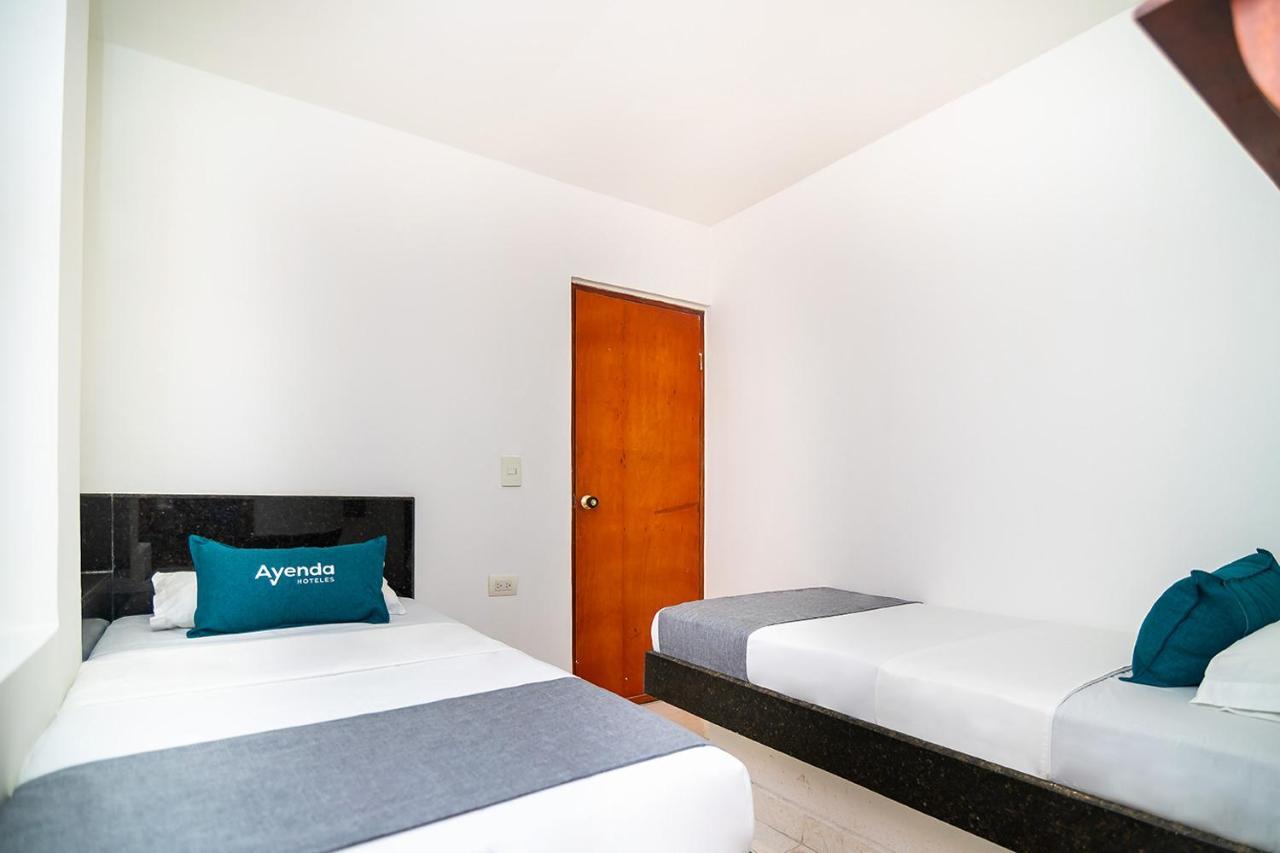 Hotel Esperanza Ac Картахена Экстерьер фото